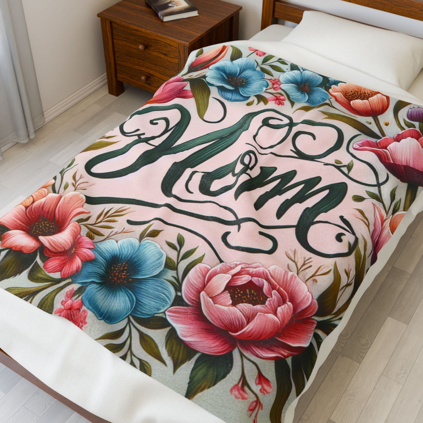 Floral Mom Velveteen Plush Blanket - Cozy Gift for Mother's Day or Birthdays